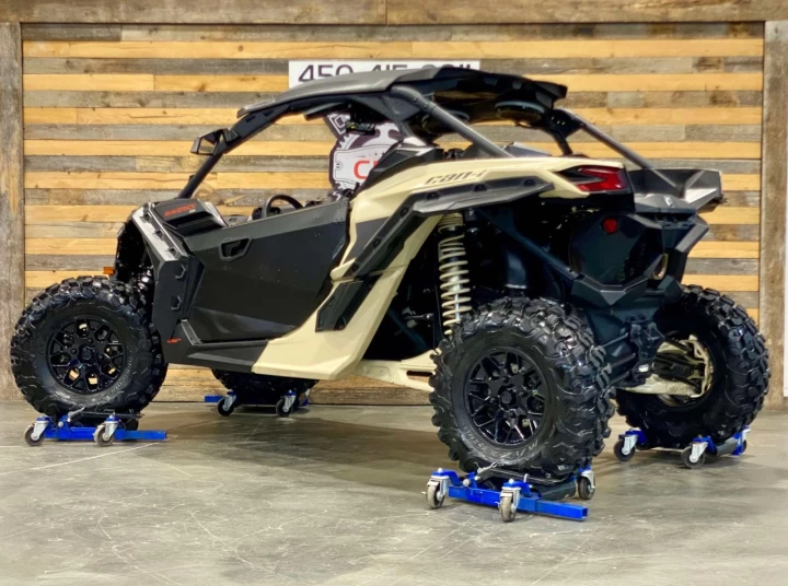 2023 BRP CAN-AM MAVERICK X3 DS TURBO 135 H.P + 4X4 + D.P.S + TOIT AUDIO + FOX 