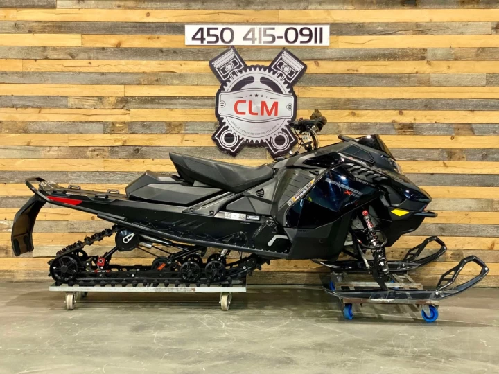 2023 BRP SKI-DOO RENEGADE X-RS 850 E-TEC 137'' + REV GEN5 + GARANTIE B.E.S.T 30 NOV 2026 