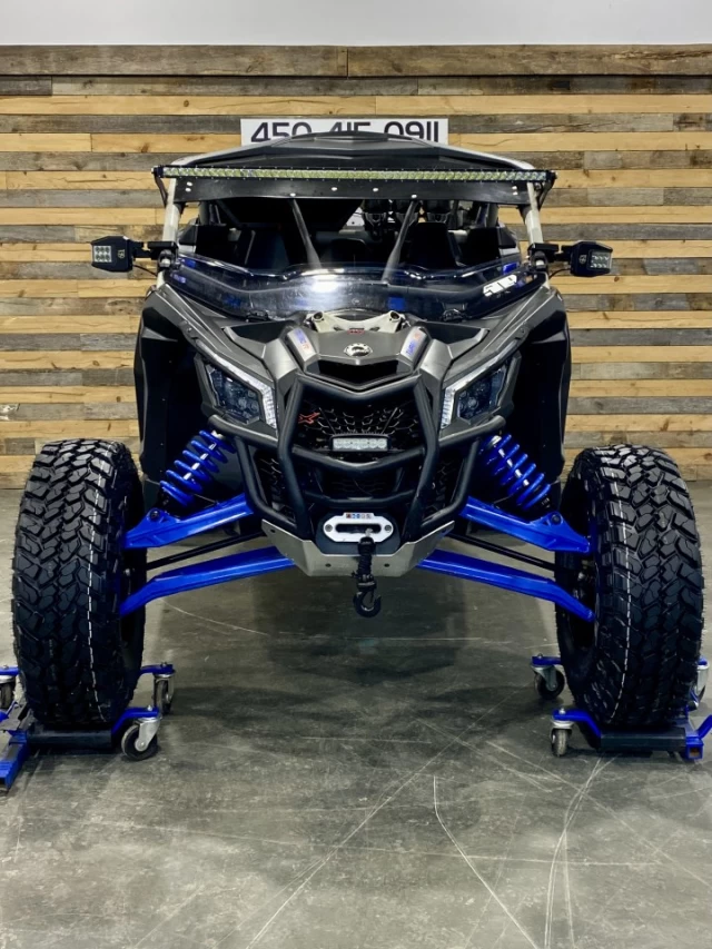 BRP CAN-AM MAVERICK X3 TURBO ''RR'' 200 H.P X-RS 72'' + D.P.S + 4X4 + PNEUS NEUF  2022