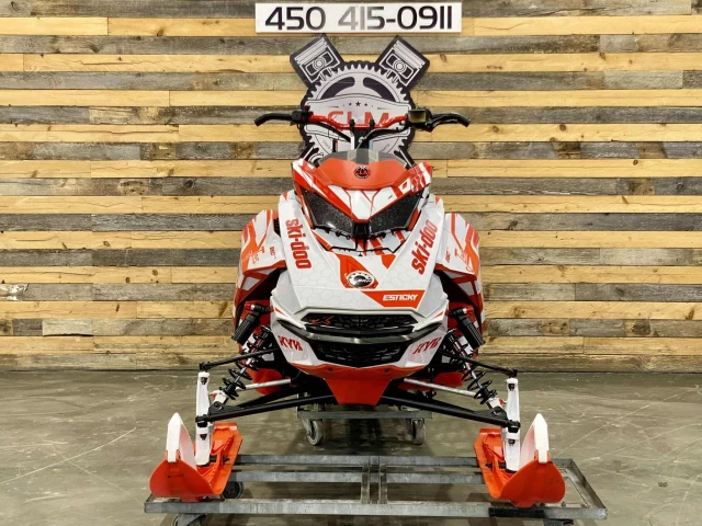 BRP SKI-DOO RENEGADE BACKCOUNTRY X-RS 850 E-TEC 146'' / LOOK INCROYABLE A1  2020