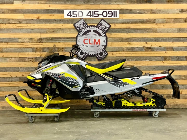 2018 BRP SKI-DOO MXZ X-RS 850 E-TEC 129'' / REV GEN4 / A1 