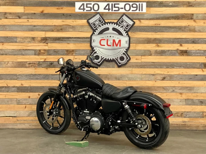 2021 HARLEY DAVIDSON SPORTSTER XL 883 EDITION SPÉCIALE IRON / SEULEMENT 5110 KM 