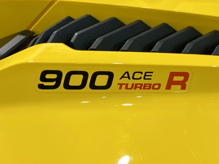 2023 BRP SKI-DOO RENEGADE X 900 ACE TURBO ‘R’ 180 hp 137’’ + RAS X + REV GEN4 