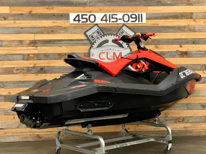 2021 BRP SEA-DOO SPARK TRIXX 2UP + I.B.R + V.T.S + SEULEMENT 43 HEURES 