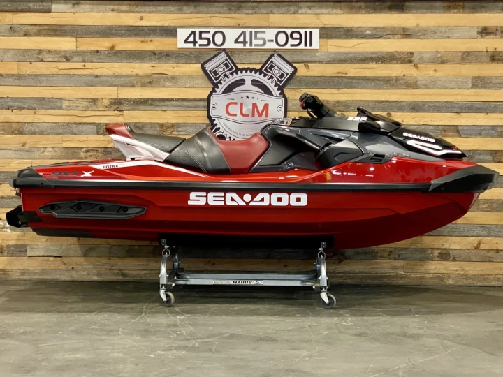 2024 BRP SEA-DOO RXT-X 325 HP + AUDIO PREMIUM + IBR + VTS + 3 PLACES + NEUF 0 HEURES 