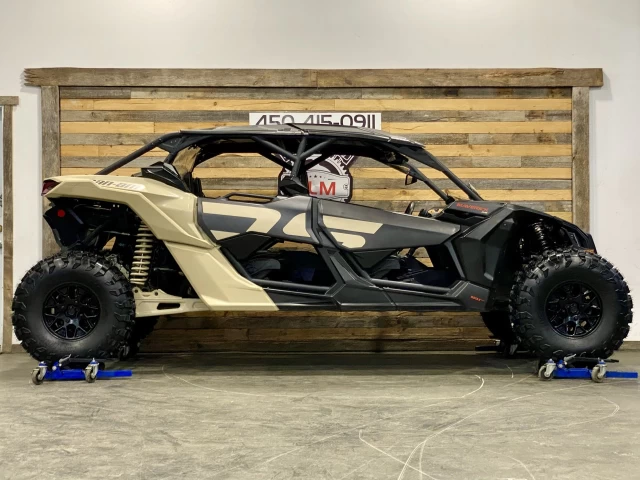 BRP CAN-AM MAVERICK MAX X3 DS TURBO RR 200 H.P + D.P.S +4X4 + 4 PASSAGERS + 64''  2022