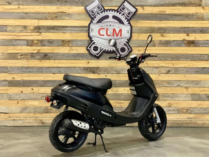 2022 ADLY GTC BULLSEYE 49 cc / 2 TEMPS / SEULEMENT 2006 KM / CONDITION A1 