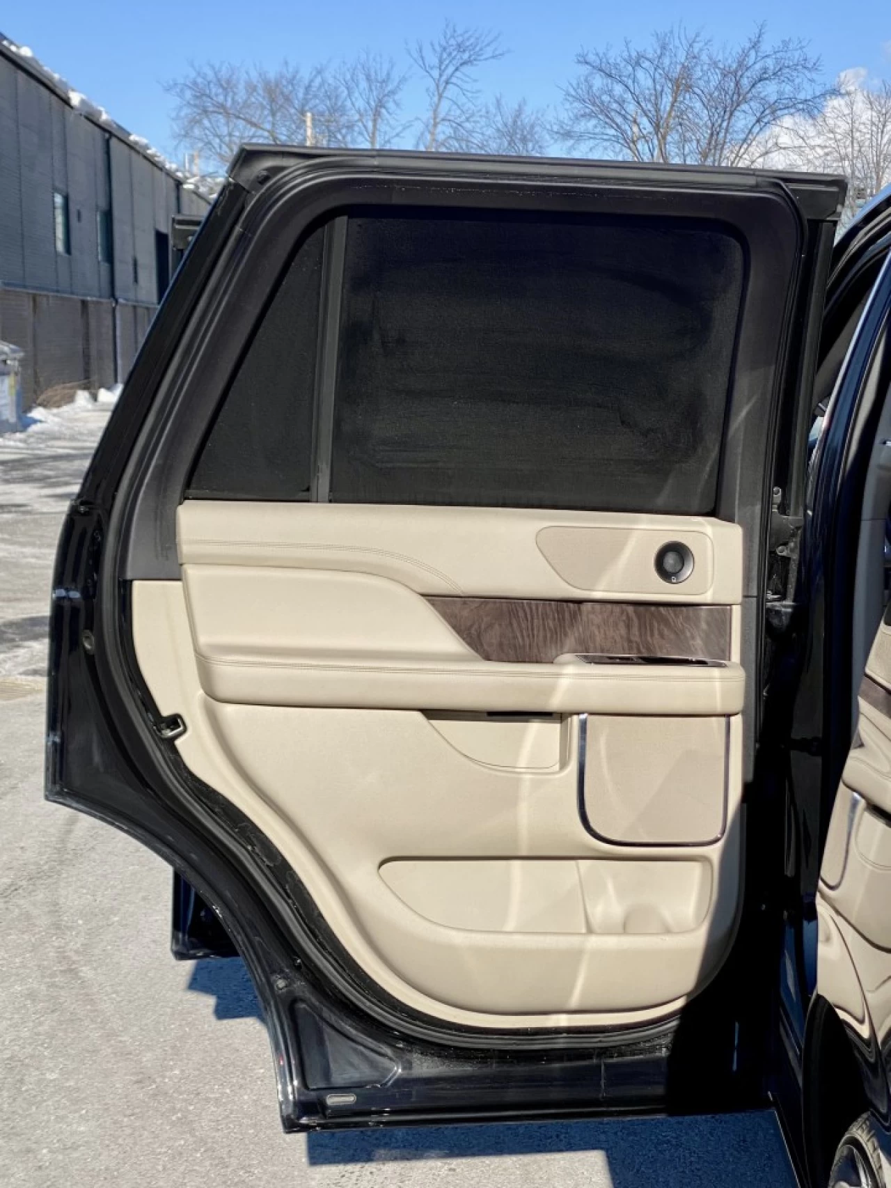 2021 LINCOLN NAVIGATOR EDITION RESERVE + MAGS 22'' + 7 PASSAGERS + TOUTE ÉQUIPÉE  Main Image