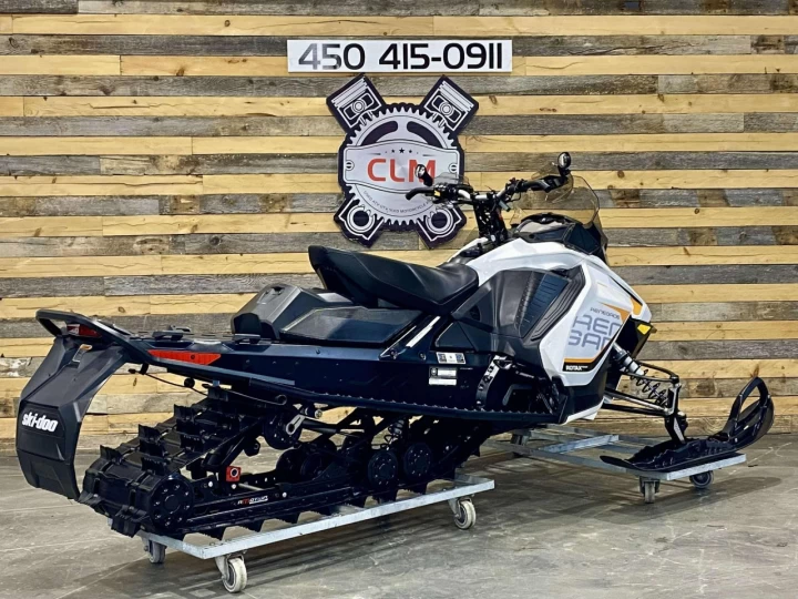 2017 BRP SKI-DOO RENEGADE ADRENALINE / BACKCOUNTRY 850 E-TEC 137'' X 1.75'' 