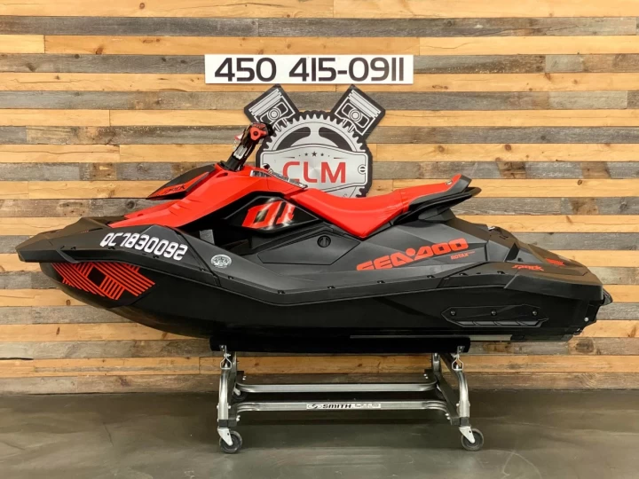 2021 BRP SEA-DOO SPARK TRIXX 2UP + I.B.R + V.T.S + SEULEMENT 43 HEURES 