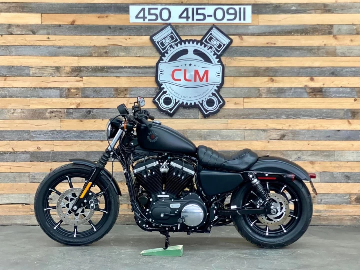 2021 HARLEY DAVIDSON SPORTSTER XL 883 EDITION SPÉCIALE IRON / SEULEMENT 5110 KM 