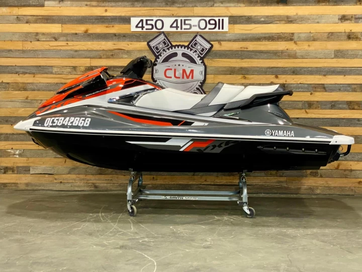 2017 YAMAHA WAVE RUNNER VXR 1.8 HIGH OUTPUT / 180 H.P / 3 PLACES 