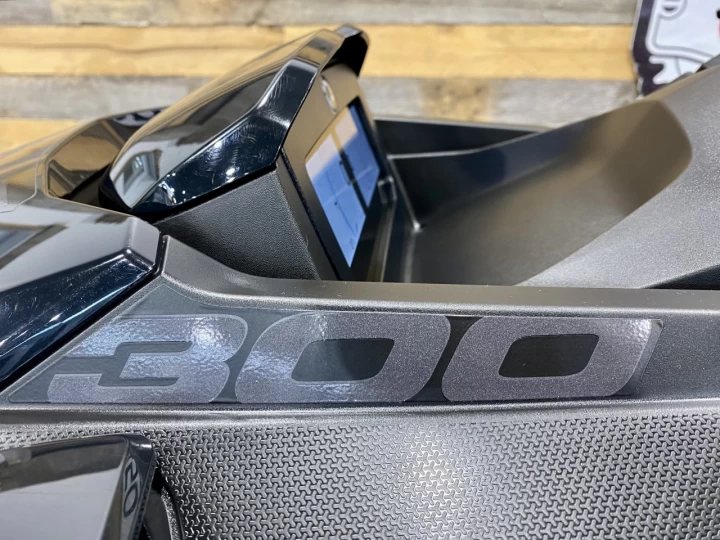 2023 BRP SEA-DOO RXT-X 300 H.P + AUDIO PREMIUM + I.B.R + V.T.S + I.D.F + 27 HR 