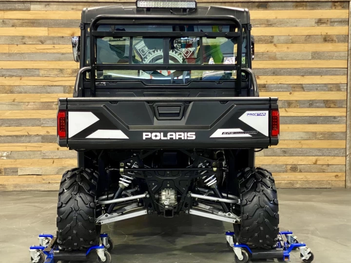 2015 POLARIS RANGER XP 900 EFI + EPS + 4x4 / SEULEMENT 5046 km / A1 