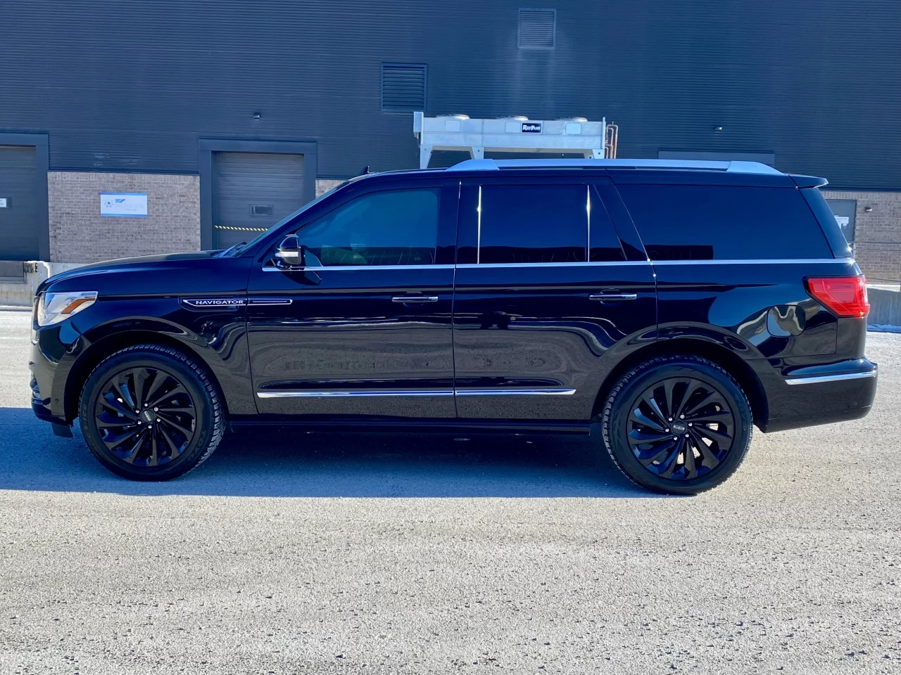 2021 LINCOLN NAVIGATOR EDITION RESERVE + MAGS 22'' + 7 PASSAGERS + TOUTE ÉQUIPÉE  Main Image