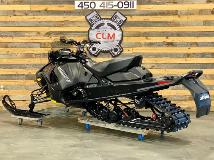 2023 BRP SKI-DOO RENEGADE X 900 ACE TURBO ''R'' 180 H.P / REV GEN4 / RAS X / 137'' 