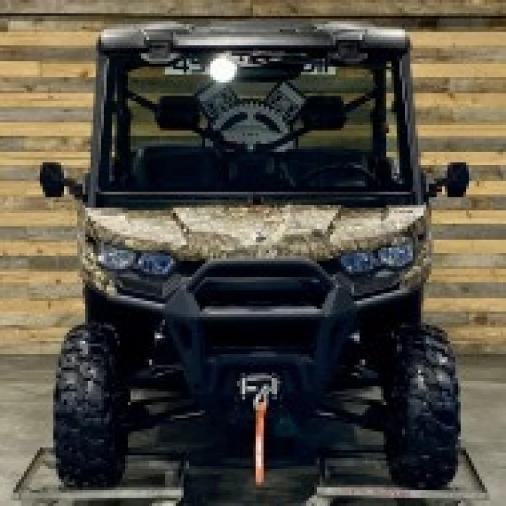 2023 BRP CAN-AM DEFENDER XT HD9 CAMO + DPS + 4x4 + 3 PASSAGERS + 2135 km 