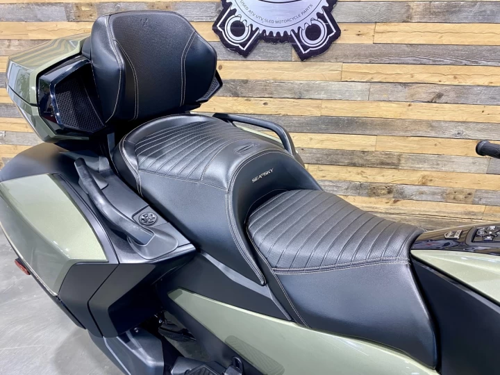 2021 BRP CAN-AM SPYDER RT LIMITED SE-6 (semi-automatique) ÉDITION SPECIALE & RARE SKY TO SEA 